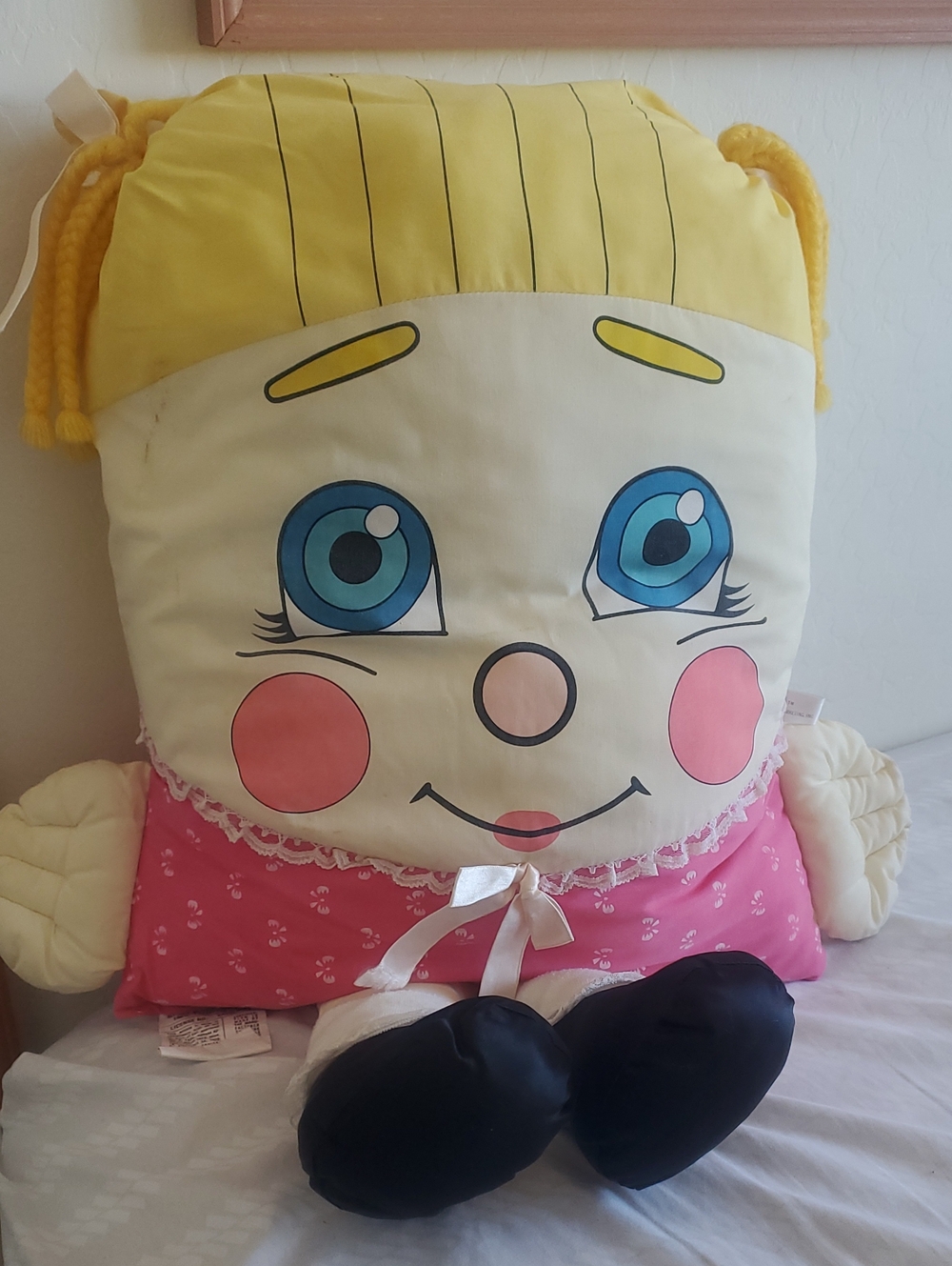 Pillow Peoplw Plush Doll Face Decorative Pillow - Yellow, Pink, Blue